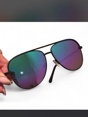Iridescent Polarized Blenders Aviator Sunglasses - Purple/Teal Lenses